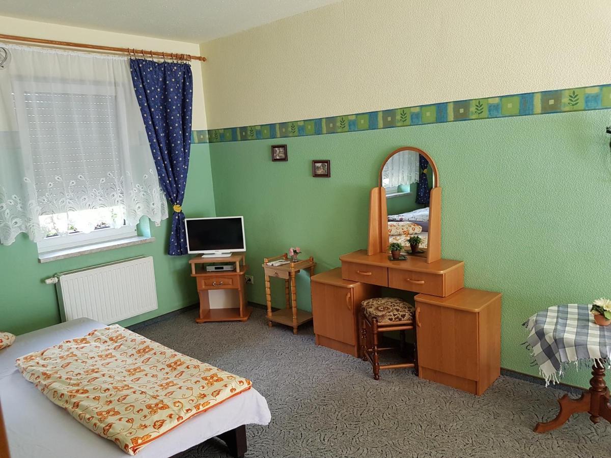 Apartamento Landpension Zum Schweizerberg Neugrimnitz