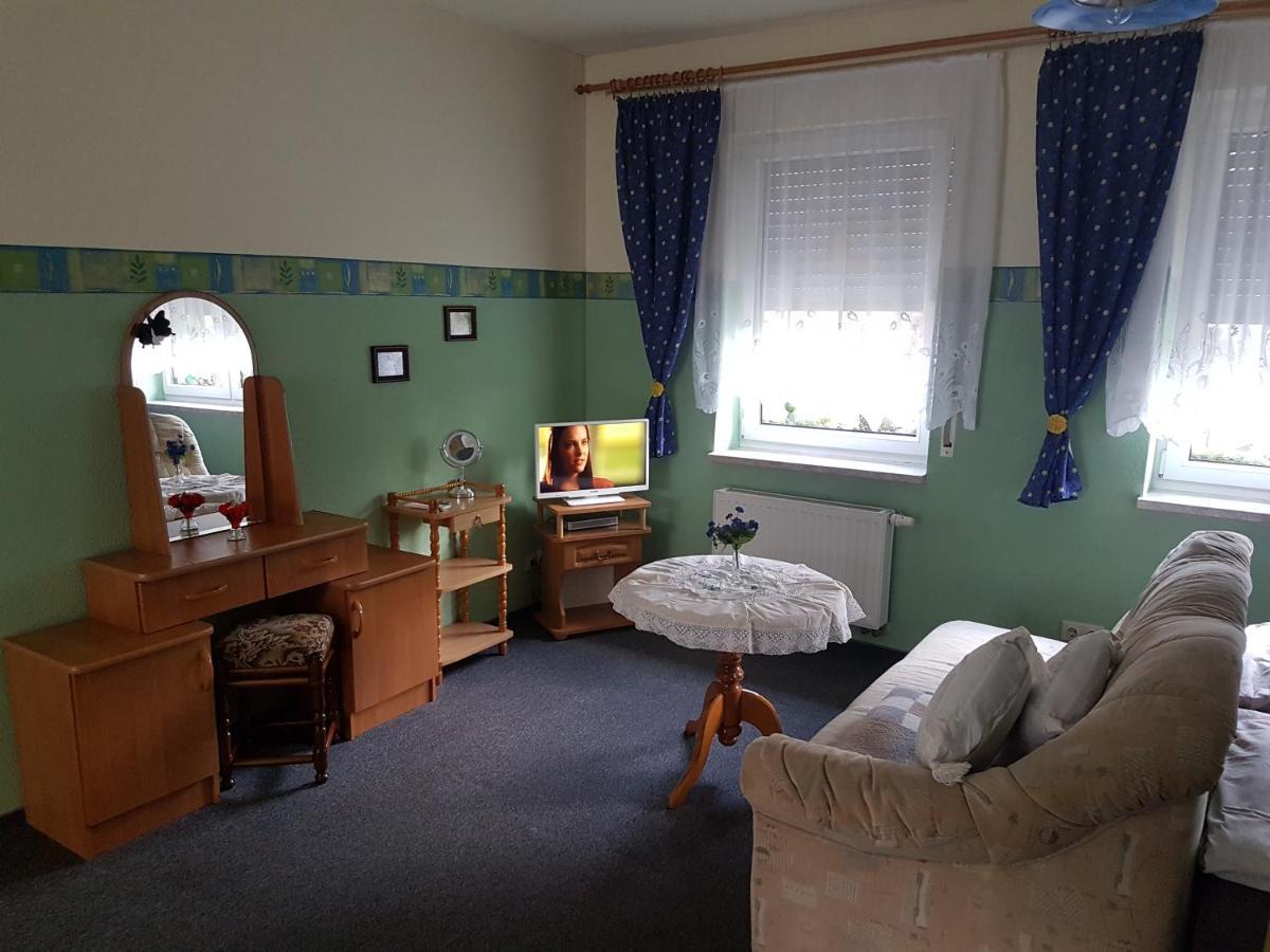 Apartment Landpension Zum Schweizerberg Neugrimnitz